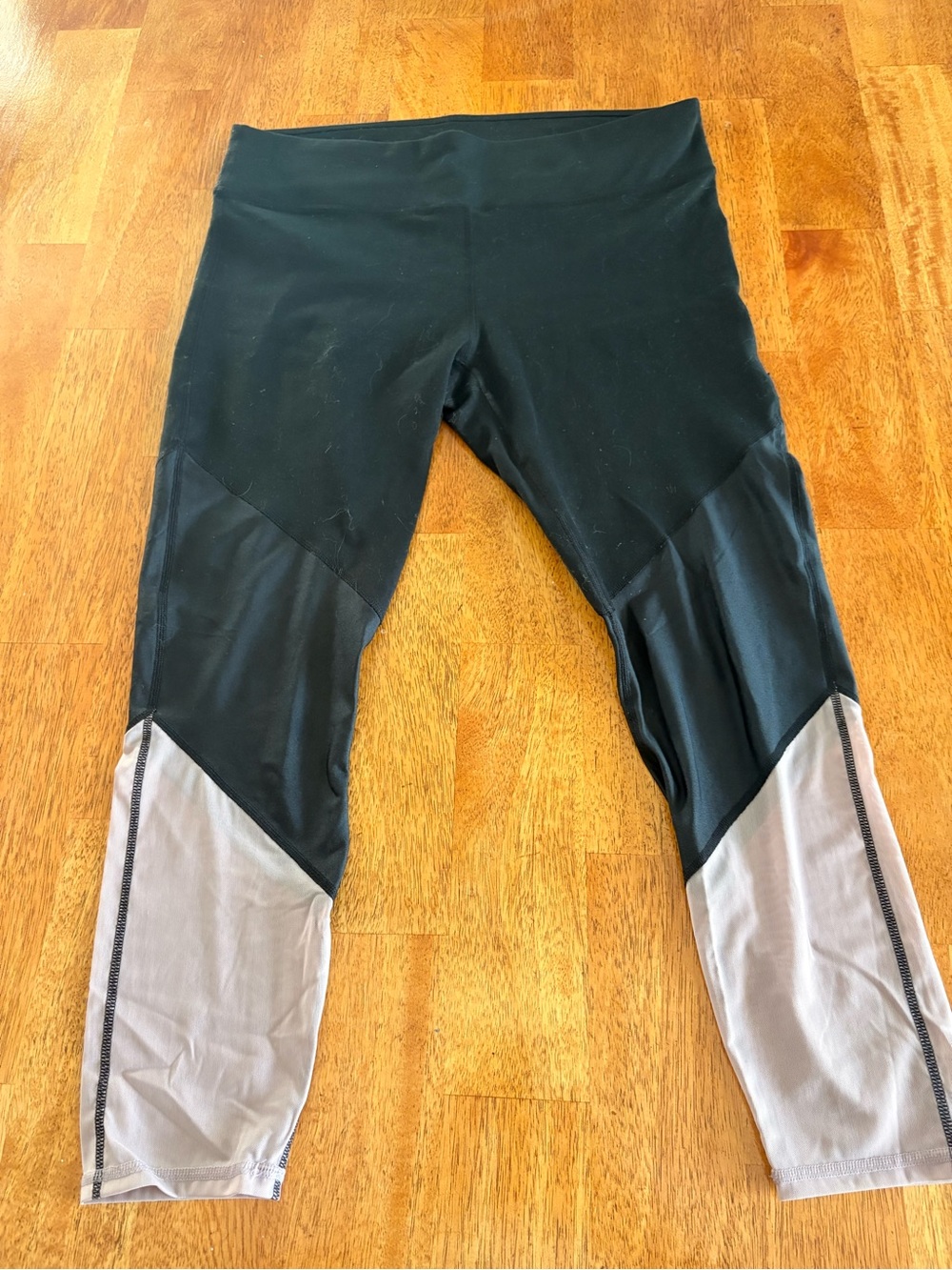 Women’s Black and Light Gray Active Leggings